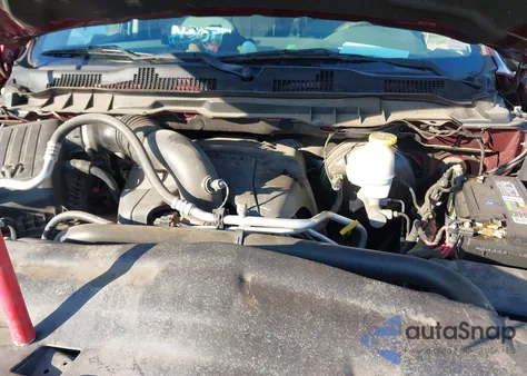 2018 Ram 1500 Express 4X4 6'4 Box from USA, damaged, VIN 1C6RR7FT4JS217779